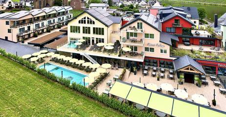 Hotel für 4 Personen in Ellenz-Poltersdorf, Moseleifel, Bild 2