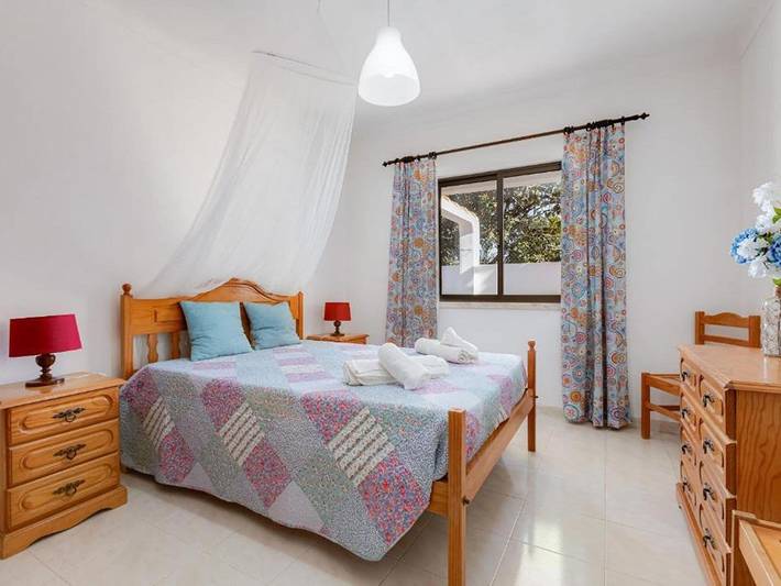 Villa pour 6 personnes, avec terrasse et piscine, animaux acceptés dans Luz - 3