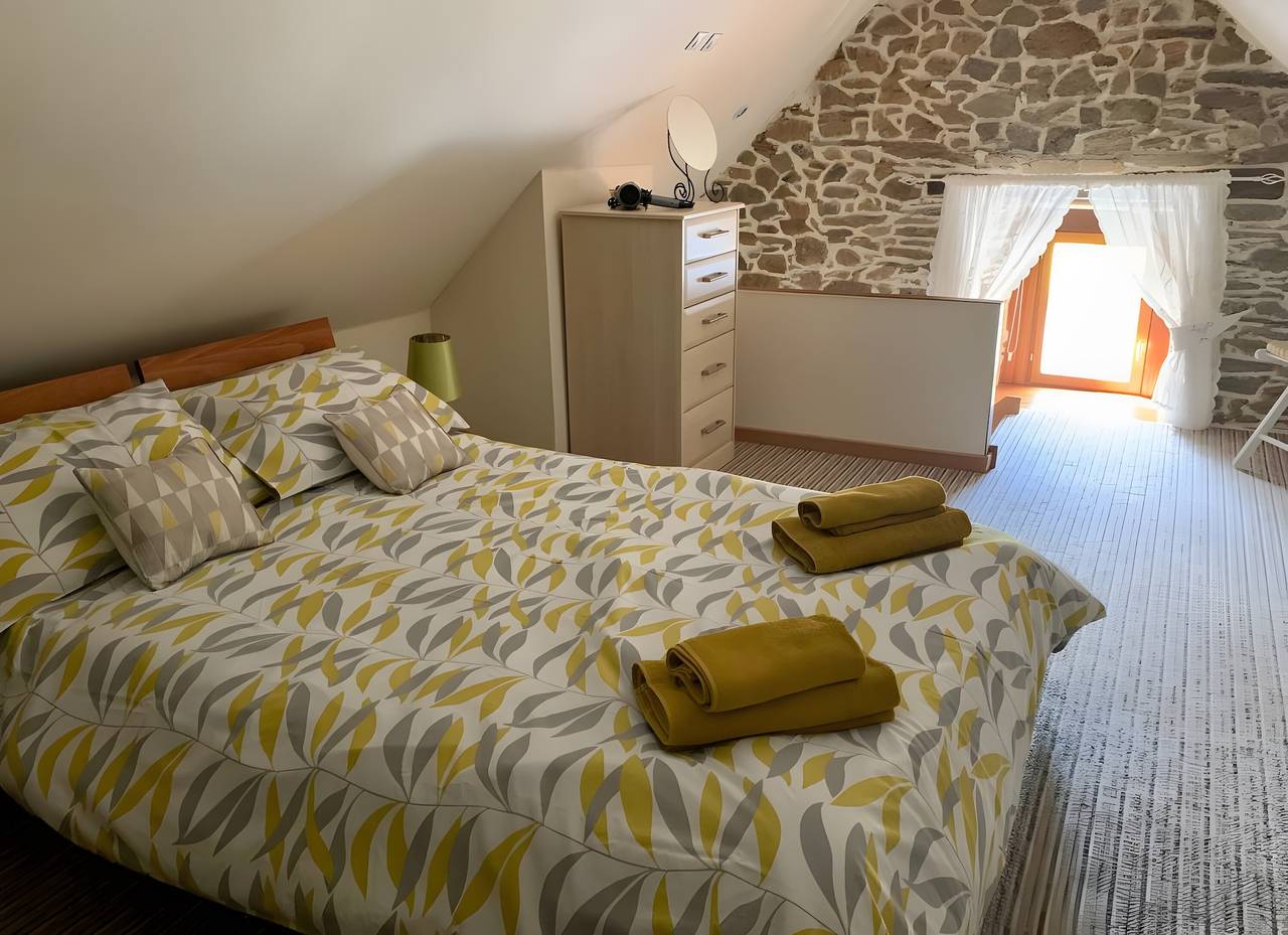 Gîte Chèvrefeuille - Pen Ar Voas: private Terrasse, Gemeinschaftsgarten und Wlan in Plestin-les-Grèves, Ceinture Dorée