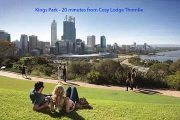 Holiday Home for 6 People in Perth, Western Australia, Photo 1