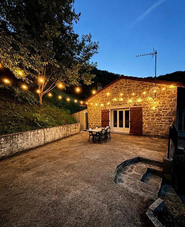 Location de vacances pour 5 personnes, avec vue et terrasse, animaux acceptés dans Jujurieux
