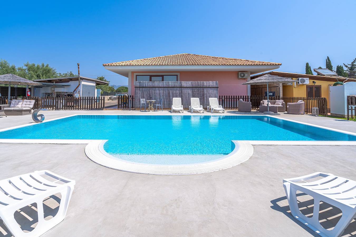Monolocale intero, Monolocale 'Luana' con vista panoramica, Wi-Fi e aria condizionata in Noto, Noto e dintorni
