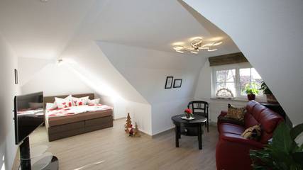 Ferienwohnung für 9 Personen, mit Ausblick und Garten in Nordhausen