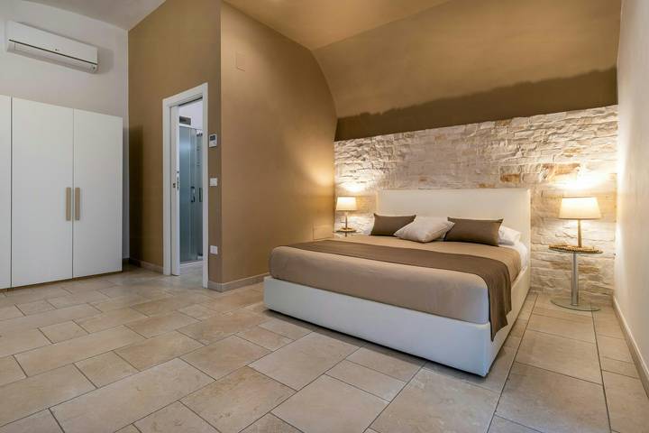 Villa con piscina, idromassaggio e dependance in Bisceglie, Barletta-Andria-Trani