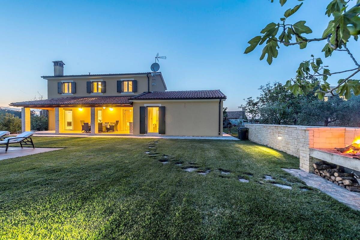 Villa Danelon mit Pool und Blick auf den Olivenhain in Grad Poreč, Porec und Umgebung