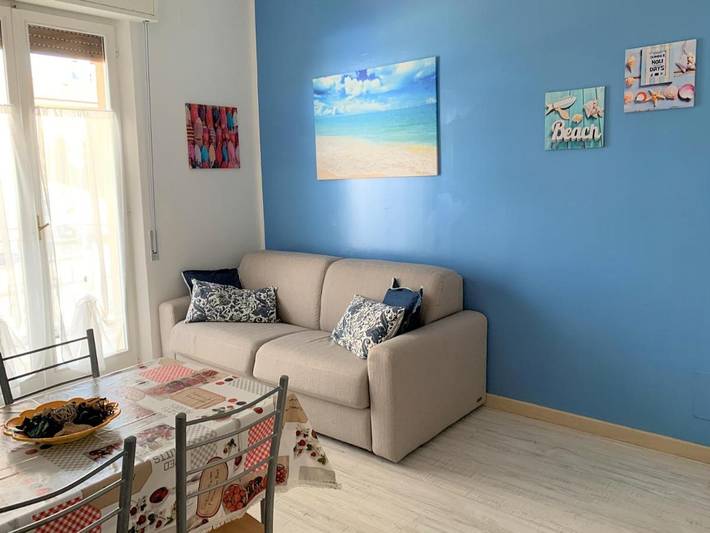 Vakantiewoning voor 3 personen, with Balkon and Terras as well as Uitzicht in San Benedetto del Tronto