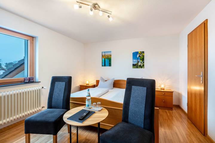 Ferienwohnung für 2 Personen, mit Balkon und Garten in Bad Bellingen - 2