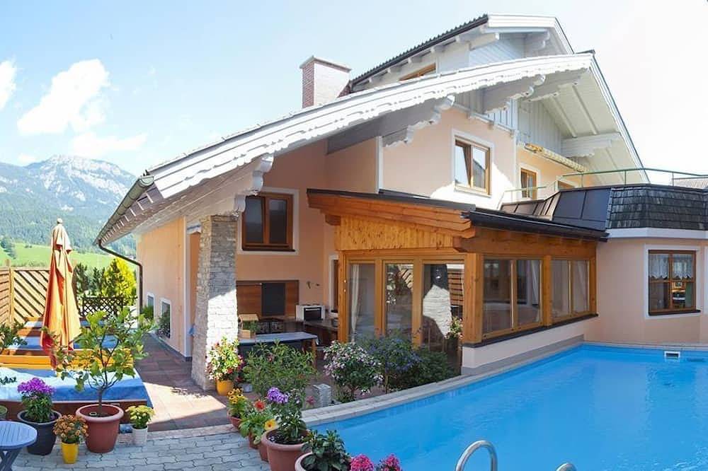 Double room with shower, bath, Wc - B&B - Golf- und Skipension Krug in Haus, Schladming-Dachstein