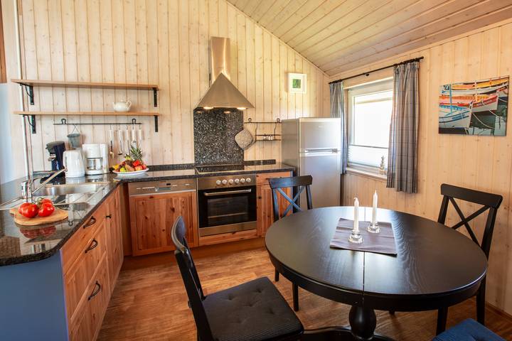 Strandhaus für 4 Personen, mit Garten und Terrasse sowie Sauna in Pelzerhaken - 3