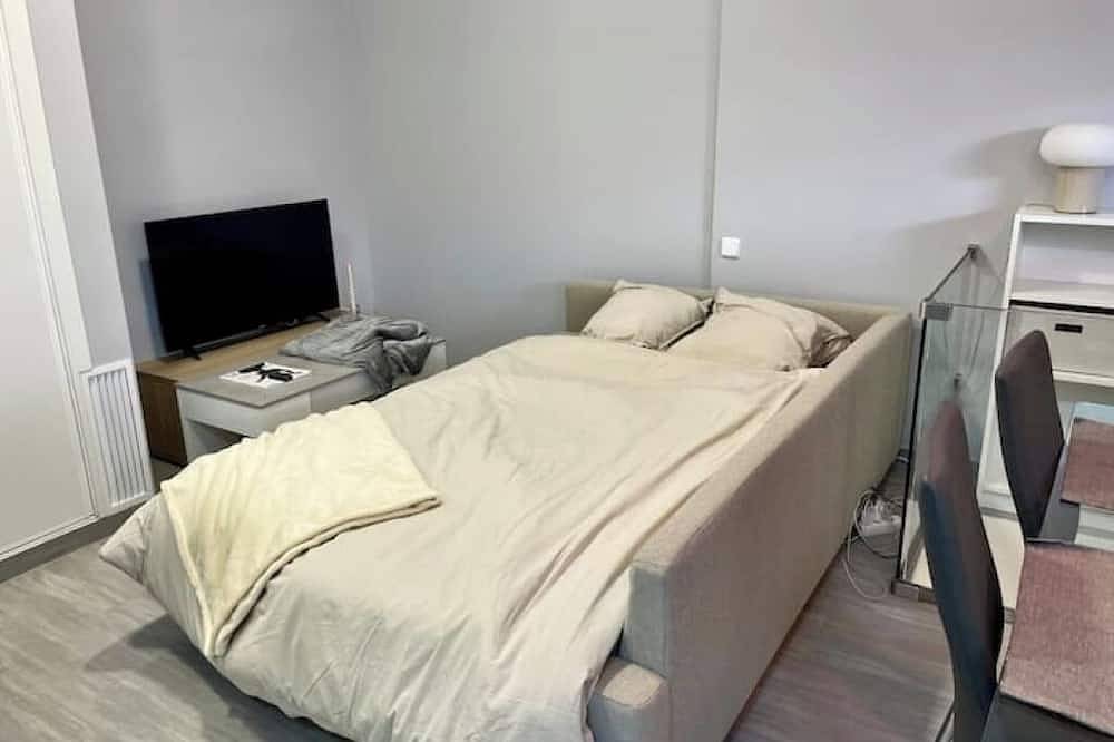 Entire apartment, * Cosy duplex * Downtown * in Brunete, Madrid Province
