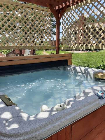 Log Cabin for 6 Guests in Indiana, USA, Picture 2