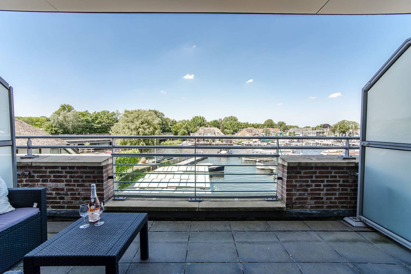 Ganze Wohnung, Geräumige und luxuriöse Wohnung - Kaag Resort 22 in Warmond, Niederländische Nordsee
