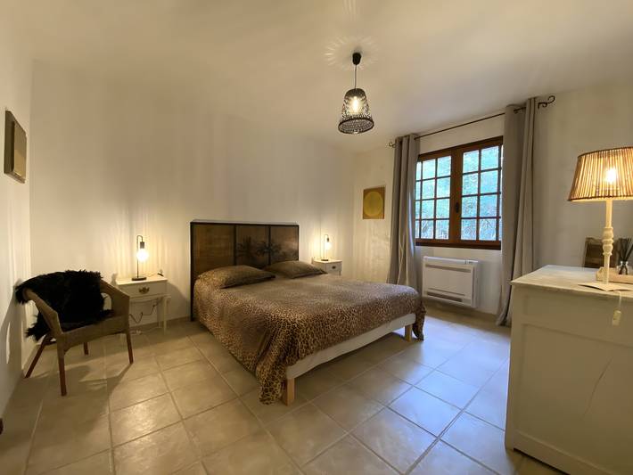 Camera 'Chambre' con terrazza privata, Wi-Fi e aria condizionata in Le Brusc, Six-Fours-les-Plages