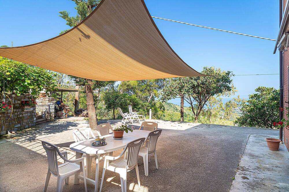 Amazing home in Castellabate with Wifi in Castellabate, Cilento Coast