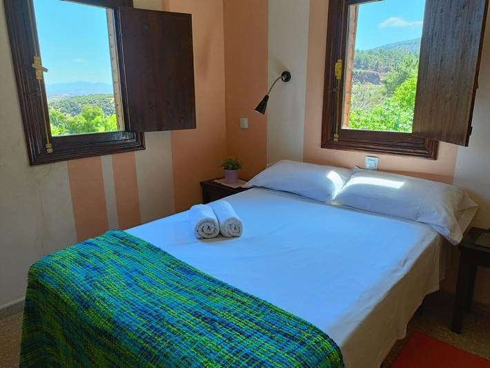 Hotel para 2 personas, con terraza y vistas además de jardín y piscina en El Tiemblo - 4
