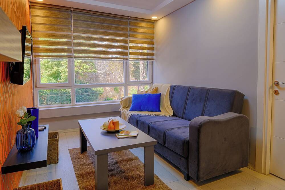 Ganze Wohnung, 3-Br Cozy Flat Near Kaleici/Central of Antalya,Free Wifi for Families or Friends in Antalya, Provinz Antalya