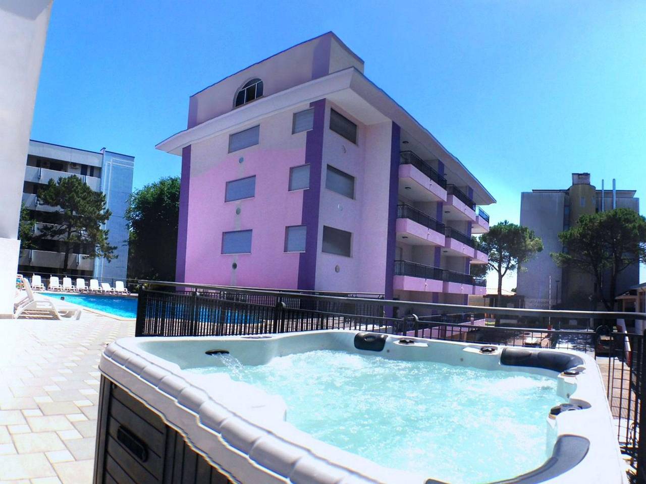 Entire holiday apartment, Charming Holiday Apartment in Bibione with Indoor Pool in Bibione, Venice Province