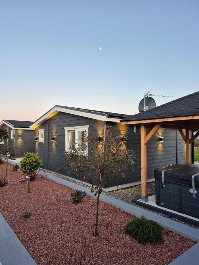 Camping für 2 Personen, mit Garten und Whirlpool in Irland