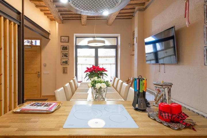 Casa de vacaciones para 10 personas, con terraza y vistas, Se admiten mascotas - 1