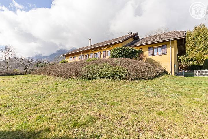 Gîte pour 4 personnes, avec jardin et piscine dans Bauges - 2