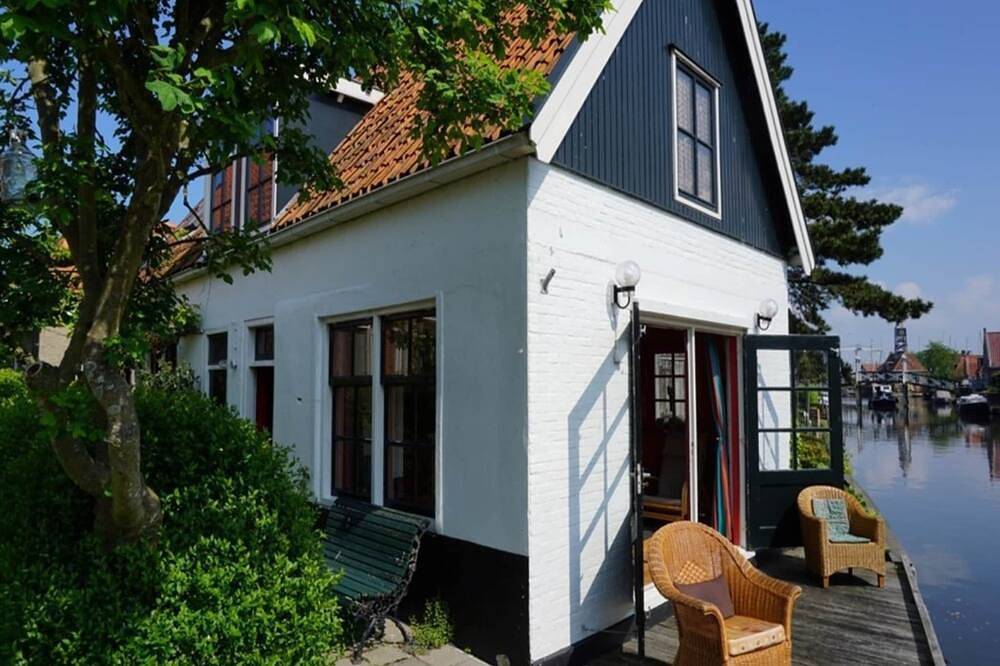 Ferienhaus in Hindeloopen am See in Hindeloopen, Ijsselmeer
