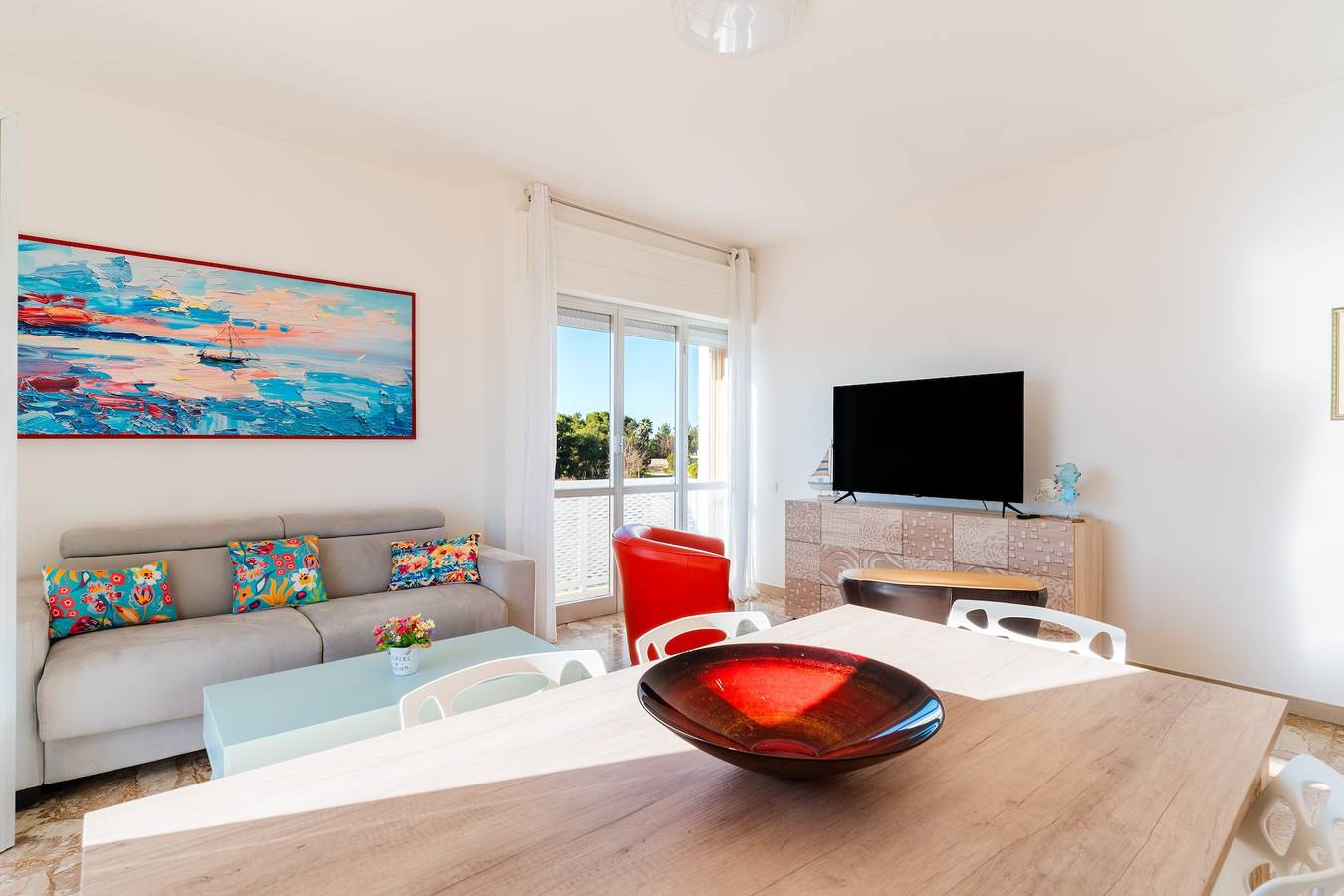 Ferienhaus 'Blu' mit privater Terrasse, Wlan und Klimaanlage in Scala di Furno, Porto Cesareo