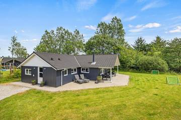 Villa für 7 Personen, mit Sauna, mit Haustier in Jegum