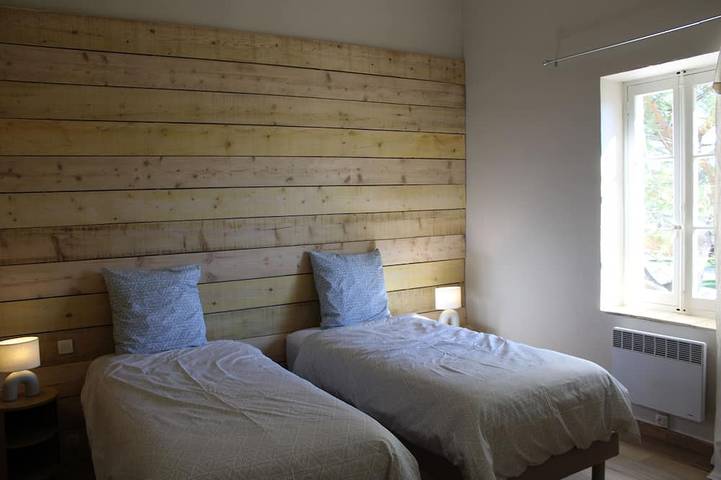 Maison provençale avec piscine chauffée entre Luberon & Alpilles – calme absolu in Cheval-Blanc, Parc naturel régional du Luberon