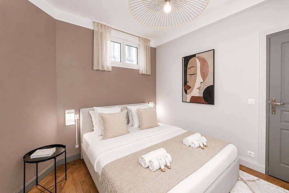 Ganze Wohnung, Family appartment with lift - Eiffel Tower in Paris, Ile de France