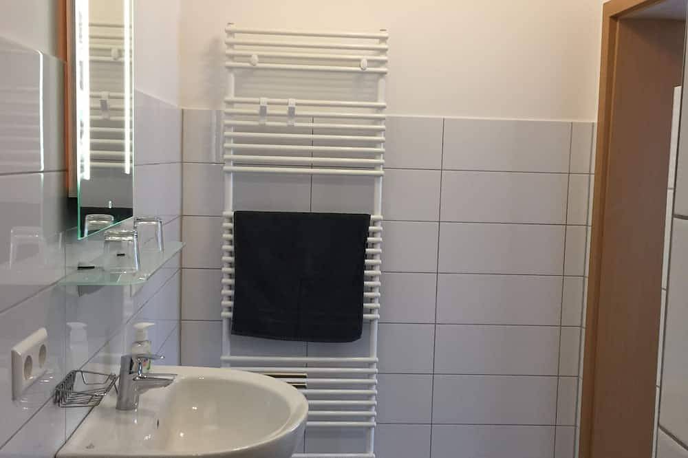 Ganze Wohnung, Ferienwohnung nähe Bodensee, neu renoviert in Ravensburger Spieleland, Meckenbeuren