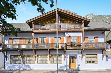 Hütte für 5 Personen in Garmisch-Partenkirchen, Zugspitzland, Bild 2