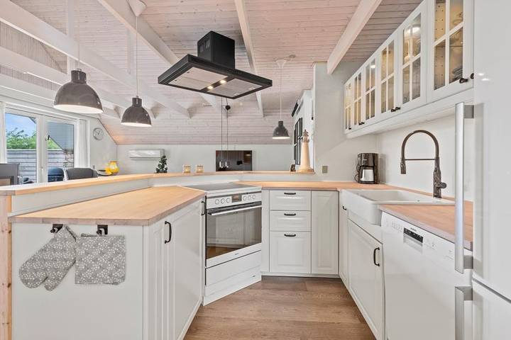 Ferienhaus für 6 Personen, mit Balkon/Terrasse und Terrasse sowie Garten in Bork Havn - 3