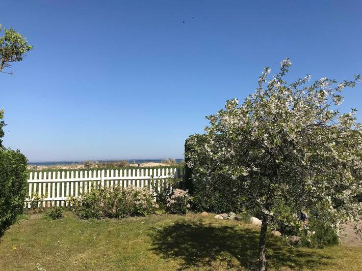 Ferienwohnung für 5 Personen, mit Garten und Ausblick in Glowe - 3