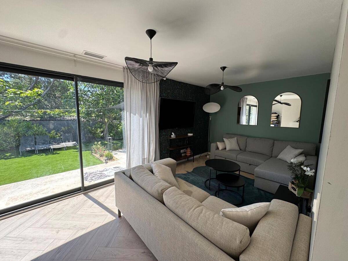 Villa in Bouc-Bel-Air, Côte méditerranéenne (France)