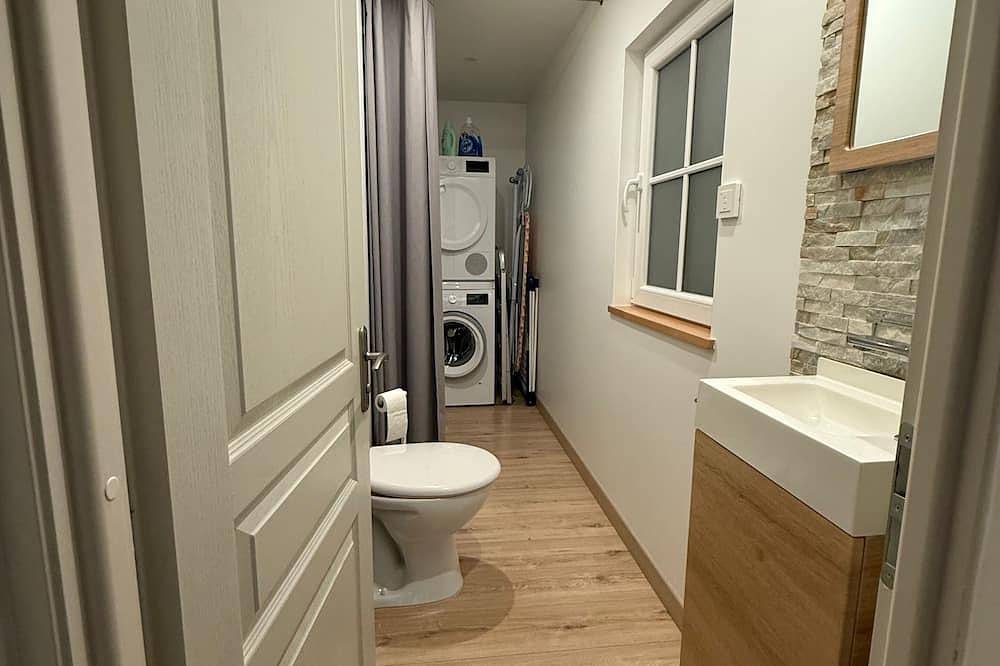Entire apartment, La Loge Lingone-garage privatif in Langres, Haute-Marne