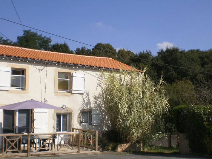 Gîte pour 6 personnes, avec Terrasse et Jardin