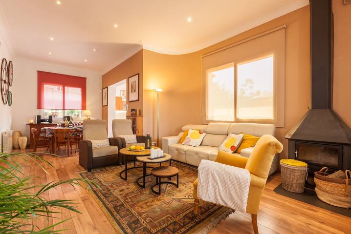 Villa 'Bella Estança' mit privatem Pool, Wlan und Klimaanlage in Platja de Castelldefels (Gavà), Castelldefels