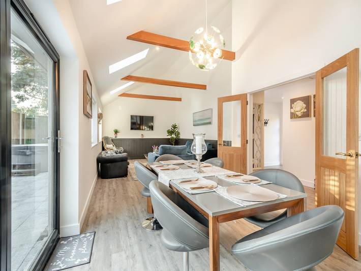 Log cabin for 8 people, with garden in Great Yarmouth