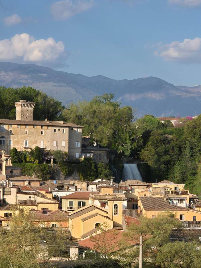 Location de vacances pour 3 personnes, avec Balcon et Vue à Isola del Liri