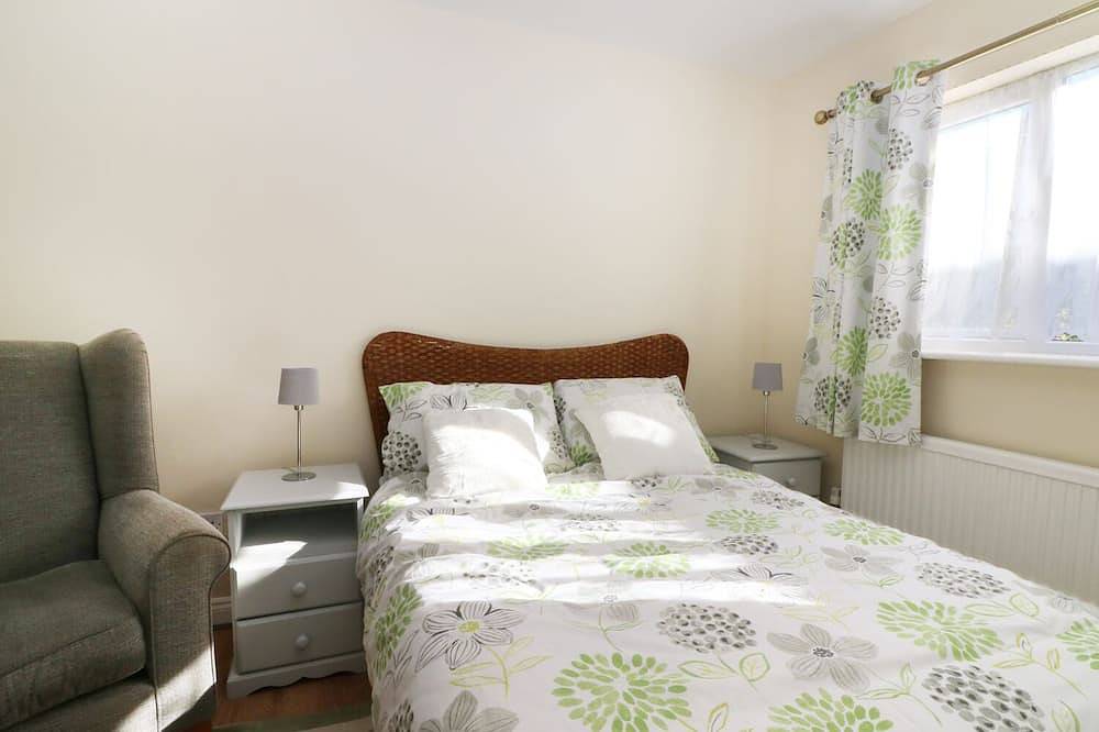 Smallcroft, family friendly, with a garden in Seasalter in Whitstable, Kent