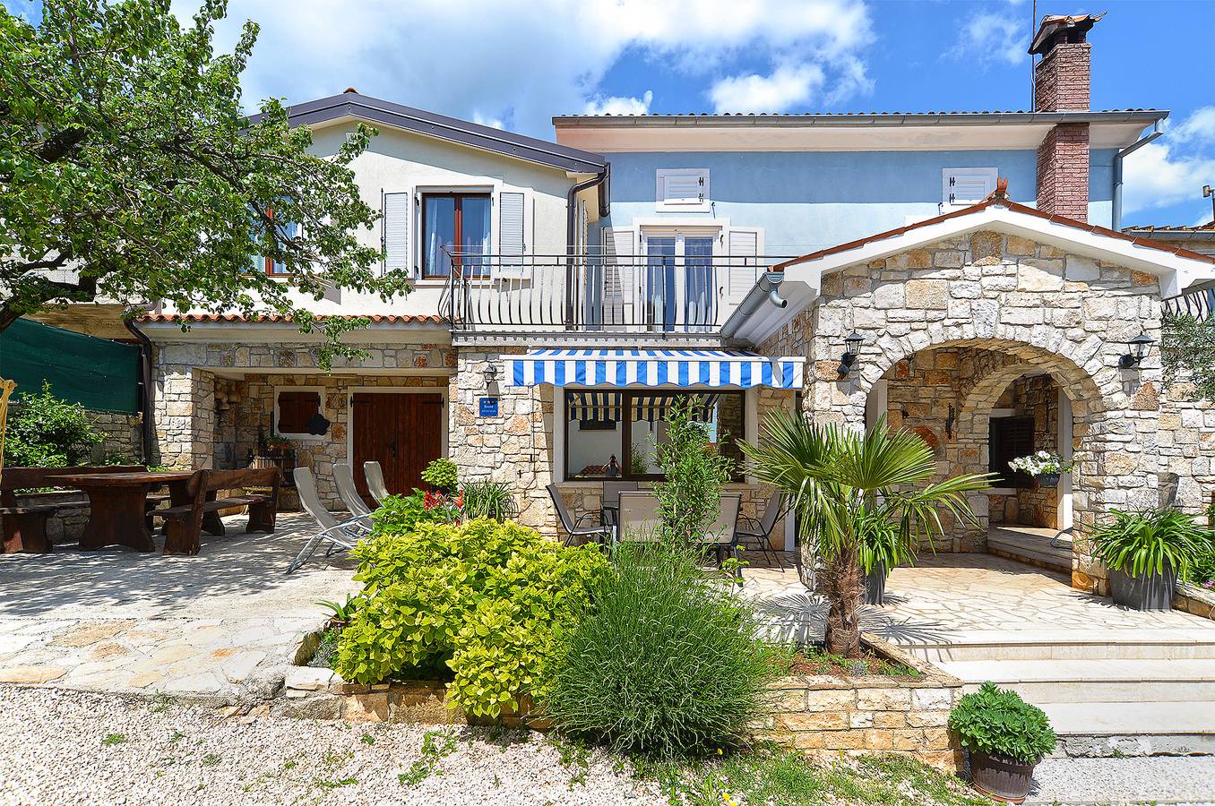 Ganze Wohnung, Ferienwohnung für 4 Personen mit Balkon in Rovinjsko Selo, Rovinj und Umgebung