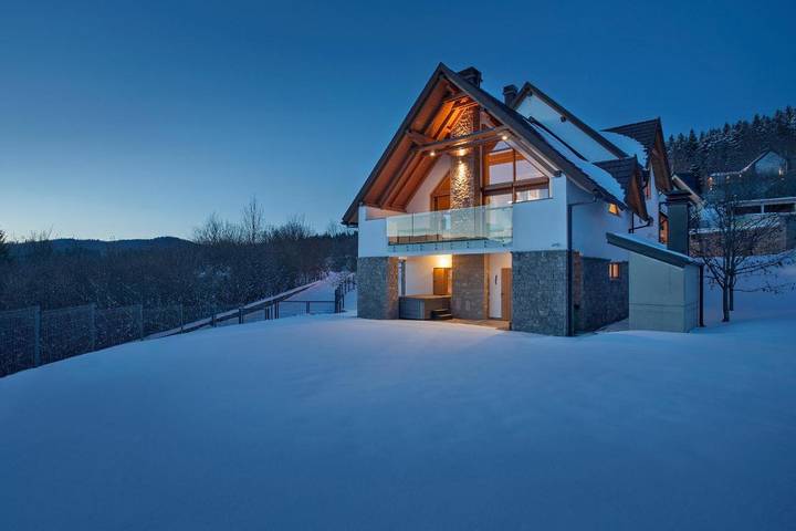 Chalet für 10 Personen, mit Sauna und Ausblick sowie Garten, mit Haustier - 1