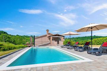 Villa for 5 People in Pićan, Central Istria, Photo 4