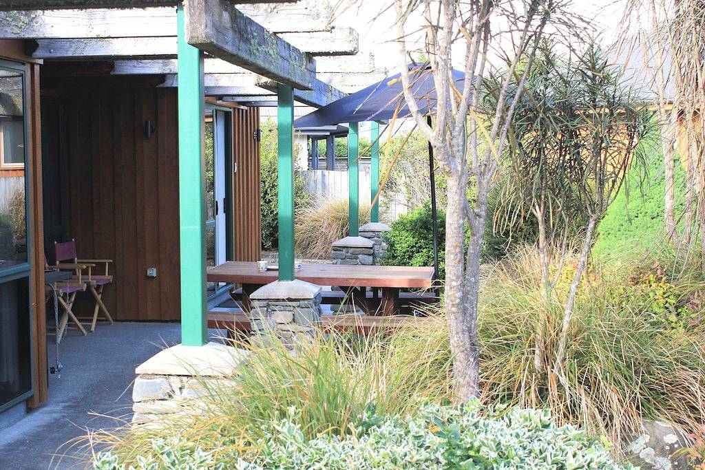 Beliebt Familienfreundlich, Modern Cozy Bach, + Wifi, 21 Devon Street Hanmer Springs in Hanmer Springs, Hurunui District