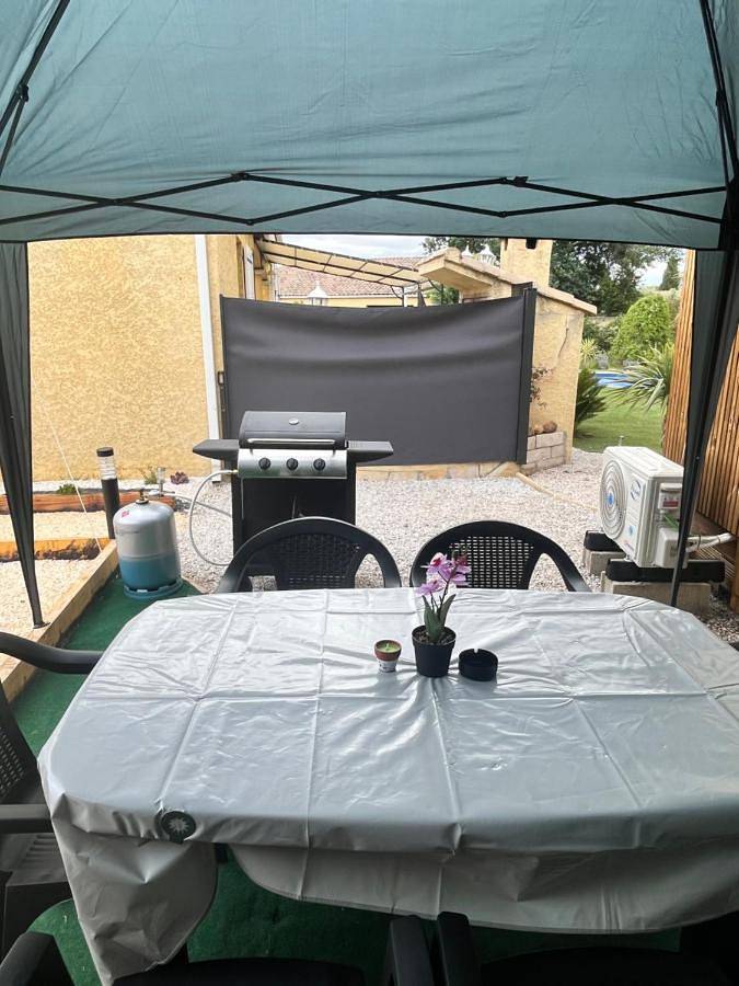 Gîte pour 4 personnes, avec piscine ainsi que jacuzzi et jardin à Usclas-d'Hérault - 4