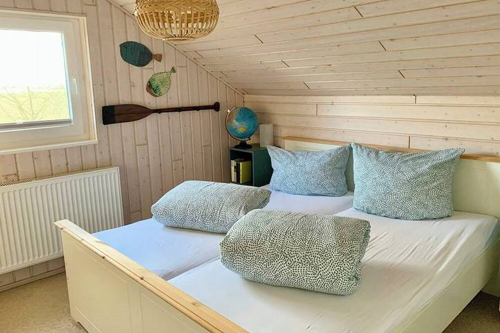 Charmantes Holzhaus am See mit Boot und Sauna in Dümmer (Mecklenburg-Vorpommern), Ludwigslust-Parchim