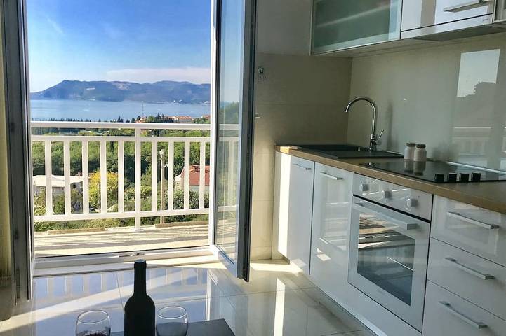 Holiday rental for 5 people, with garden and balcony in Cavtat