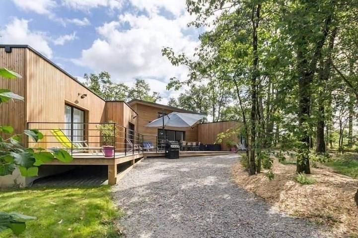 Gîte pour 11 personnes, avec jardin