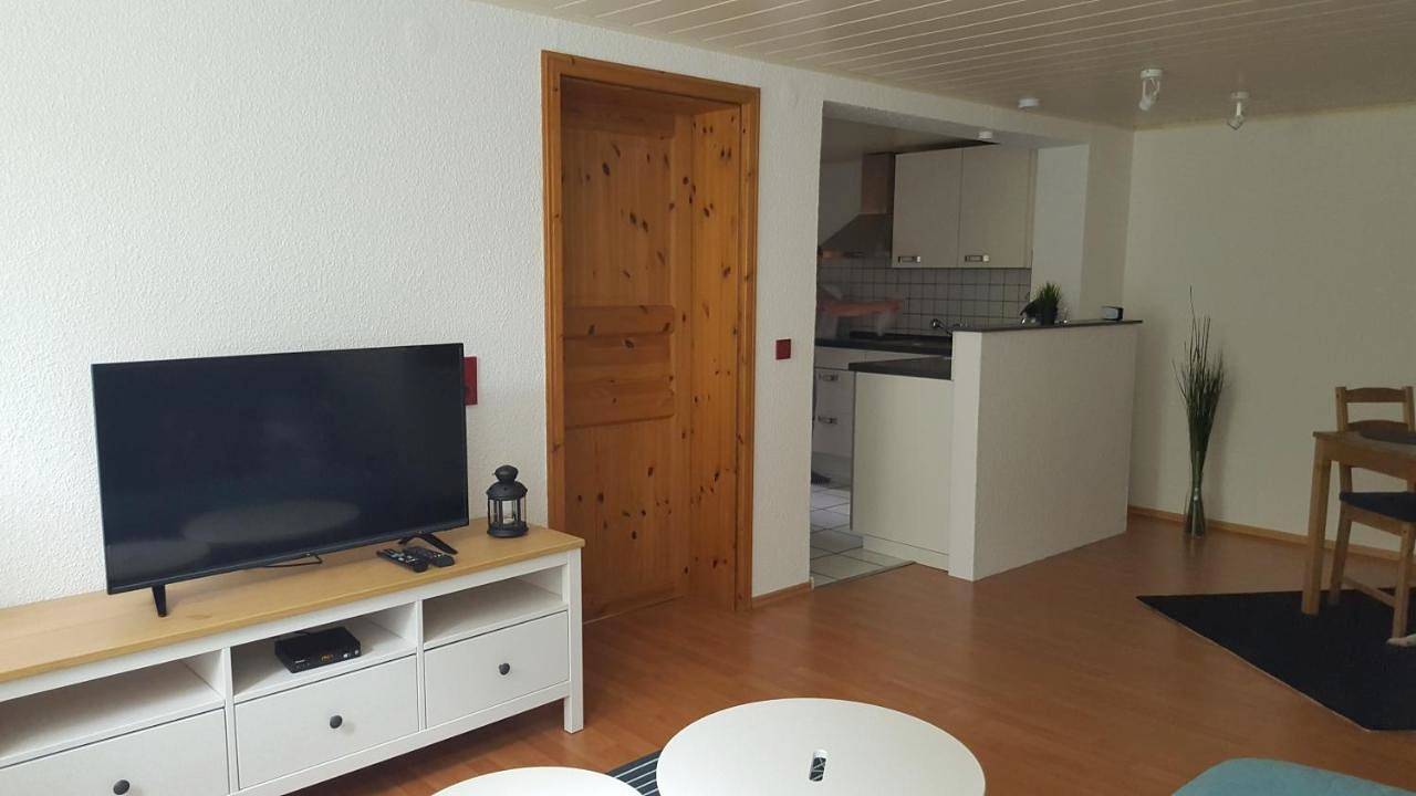 Ganze Wohnung, Weserbergland-Stop in Halle (Weserbergland), Landkreis Holzminden