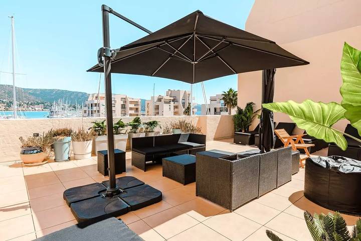 Gîte pour 6 personnes, avec balcon ainsi que vue et piscine dans Port de Bormes les Mimosas - 4